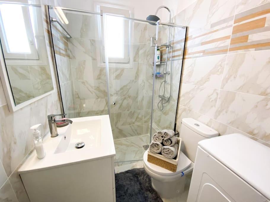 6Th Floor Apartment In Victoria Square Athen Exterior foto